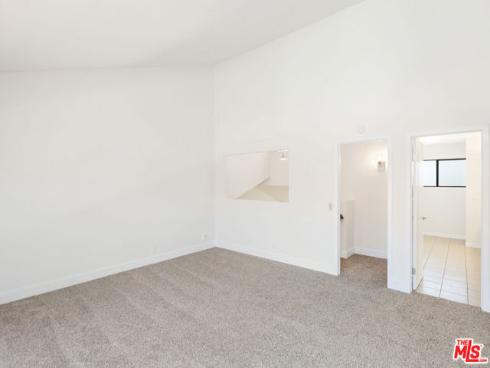 828 Whitewater 17 Drive, Fullerton, CA