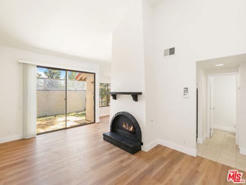 828 Whitewater 17 Drive, Fullerton, CA