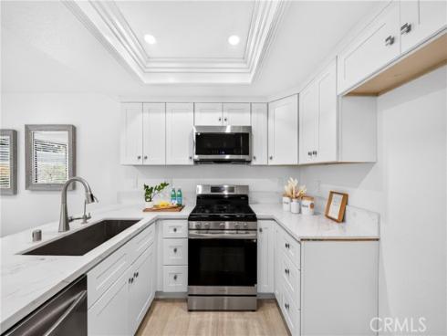 2303 W Millstream  104  Drive, Fullerton, CA
