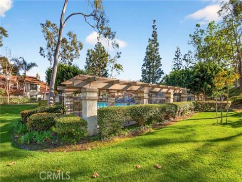 2303 W Millstream  104  Drive, Fullerton, CA