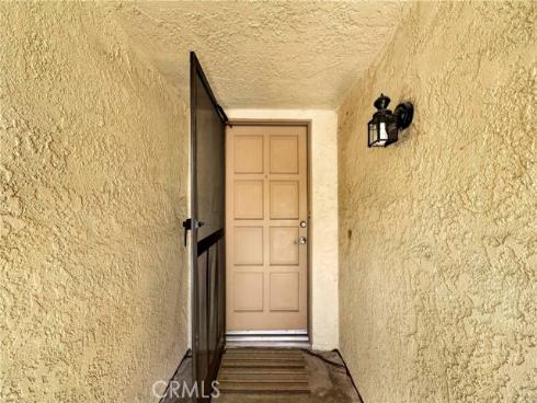2303 W Millstream  104  Drive, Fullerton, CA