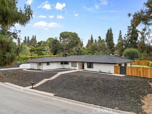 2000 Redondo , Fullerton, CA