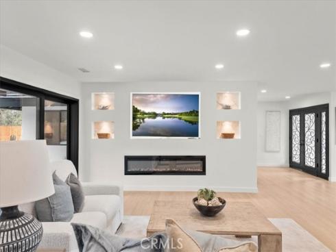 2000 Redondo , Fullerton, CA