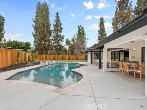 2000 Redondo , Fullerton, CA