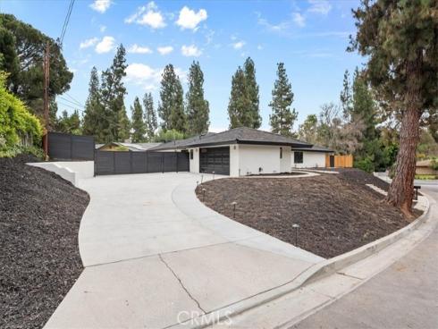 2000 Redondo , Fullerton, CA