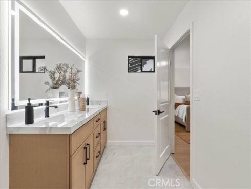 2000 Redondo , Fullerton, CA