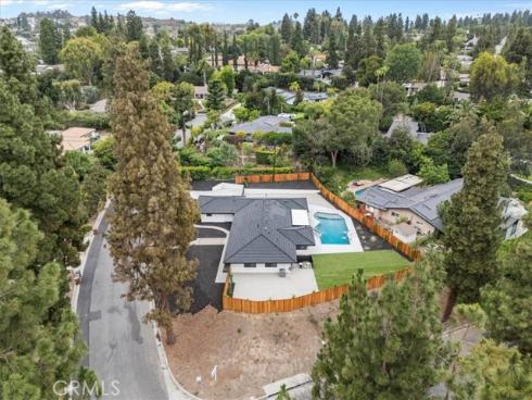 2000 Redondo , Fullerton, CA