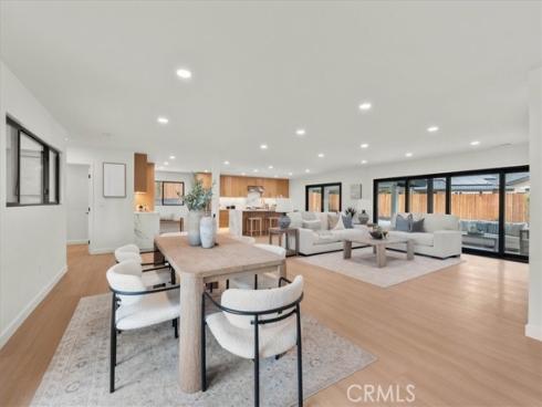 2000 Redondo , Fullerton, CA