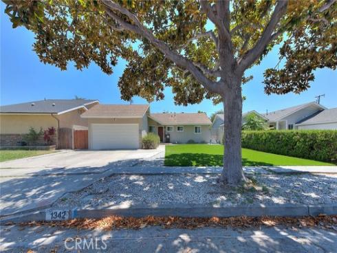 1342 W Southgate , Fullerton, CA