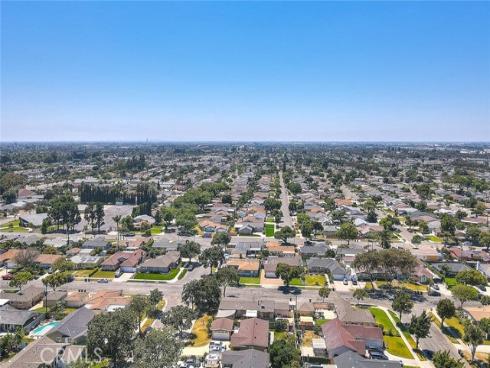 1342 W Southgate , Fullerton, CA