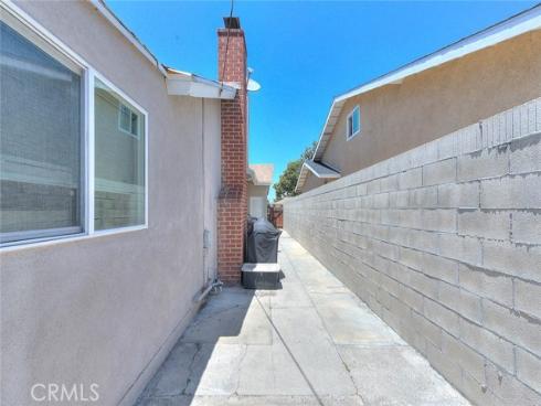 1342 W Southgate , Fullerton, CA