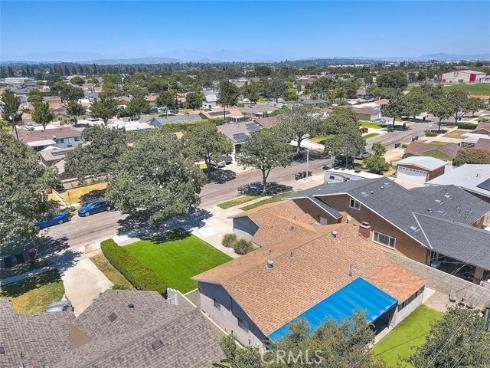 1342 W Southgate , Fullerton, CA