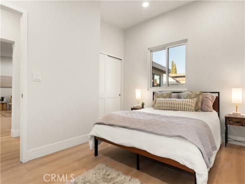 530 W Elm Avenue, Fullerton, CA
