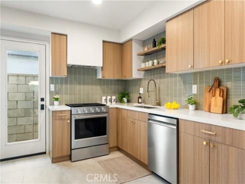 530 W Elm Avenue, Fullerton, CA