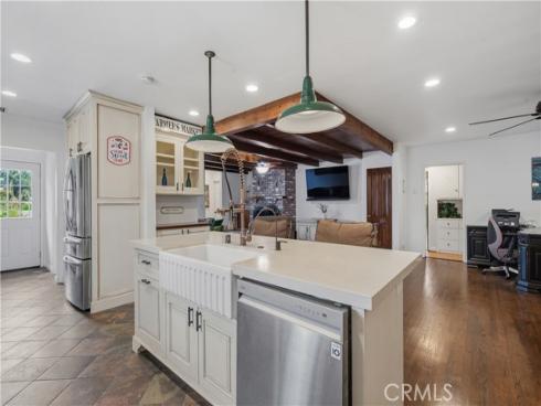 1236  Dorothy  , Fullerton, CA