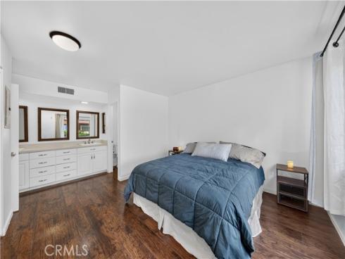400 N Acacia B17 Avenue, Fullerton, CA