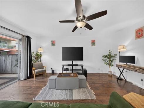 400 N Acacia B17 Avenue, Fullerton, CA