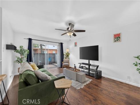 400 N Acacia B17 Avenue, Fullerton, CA