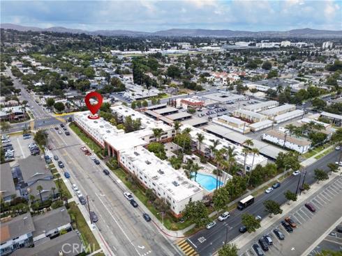 400 N Acacia B17 Avenue, Fullerton, CA