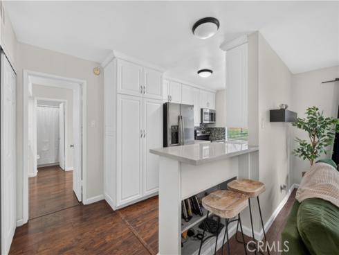 400 N Acacia B17 Avenue, Fullerton, CA