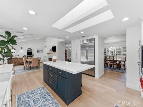 2101 Pioneer Avenue, Fullerton, CA