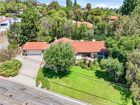 2101 Pioneer Avenue, Fullerton, CA