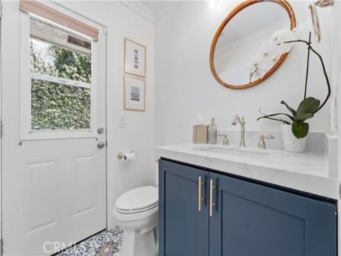 2101 Pioneer Avenue, Fullerton, CA