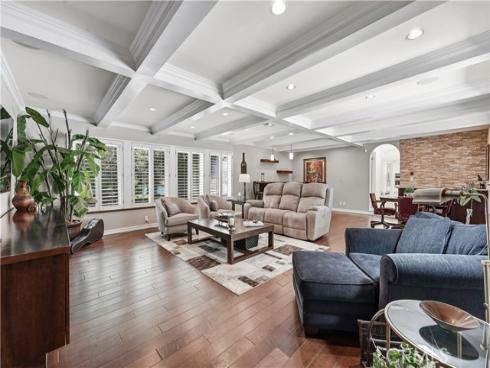 2101 Pioneer Avenue, Fullerton, CA