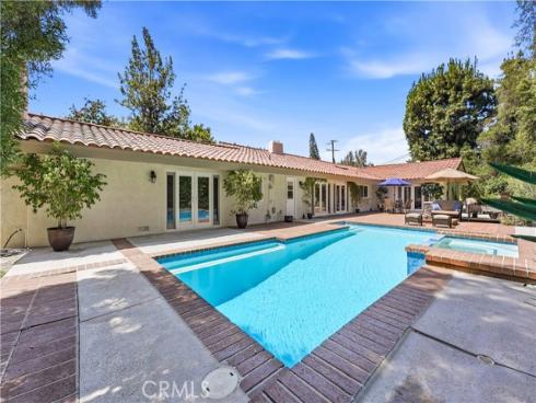 2101 Pioneer Avenue, Fullerton, CA