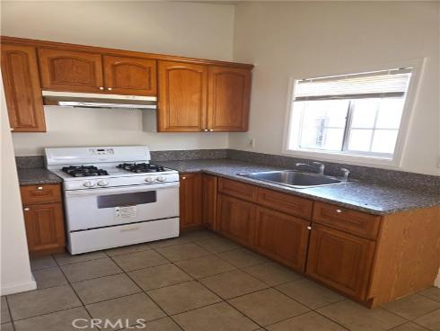 1001 S Gilbert , Fullerton, CA