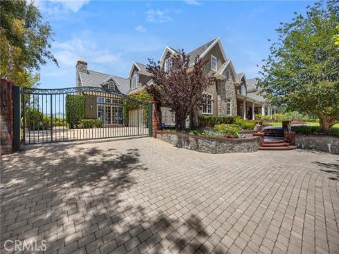 2061 Skyline Drive, Fullerton, CA
