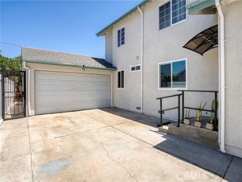 2525 W Olive Avenue, Fullerton, CA