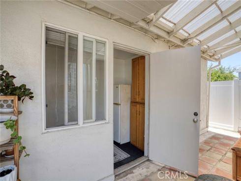 2525 W Olive Avenue, Fullerton, CA