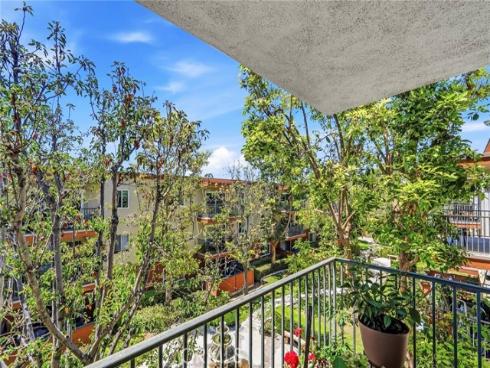 400 N Acacia  C32 , Fullerton, CA