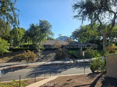 2929  San Juan  , Fullerton, CA