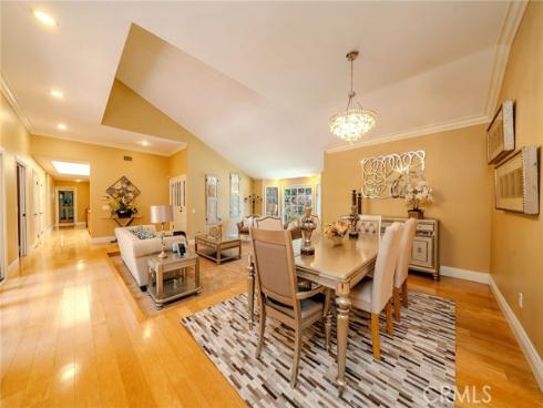 2929  San Juan  , Fullerton, CA