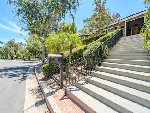 2929  San Juan  , Fullerton, CA