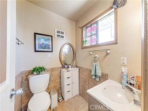 925 W Maplewood , Fullerton, CA