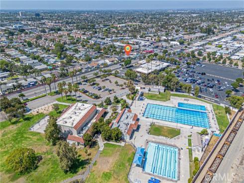 925 W Maplewood , Fullerton, CA