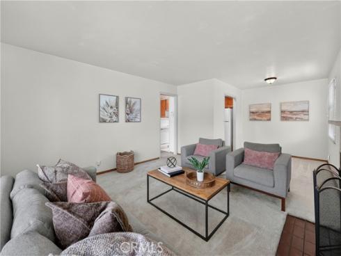 1700 W Ash , Fullerton, CA