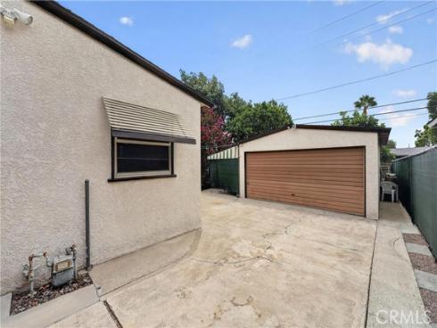 1700 W Ash , Fullerton, CA