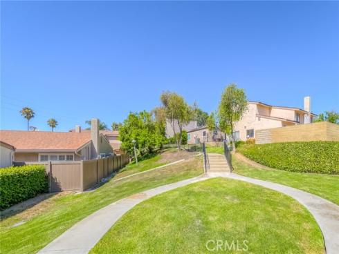 2991  Gingerwood  , Fullerton, CA