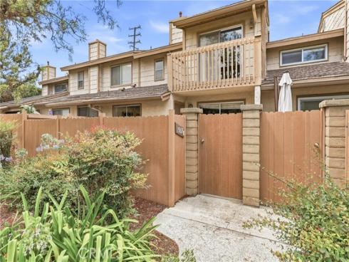 1569 Avenida Selva 201 , Fullerton, CA