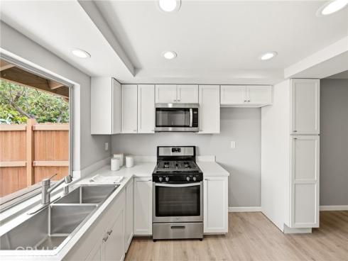 1569 Avenida Selva 201 , Fullerton, CA