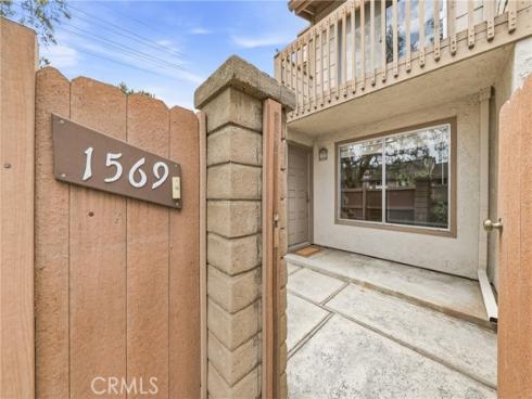 1569 Avenida Selva 201 , Fullerton, CA
