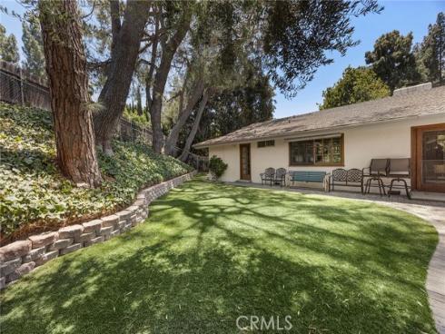 901 Laguna Road