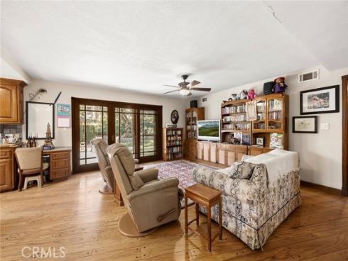 901  Laguna   Road, Fullerton, CA