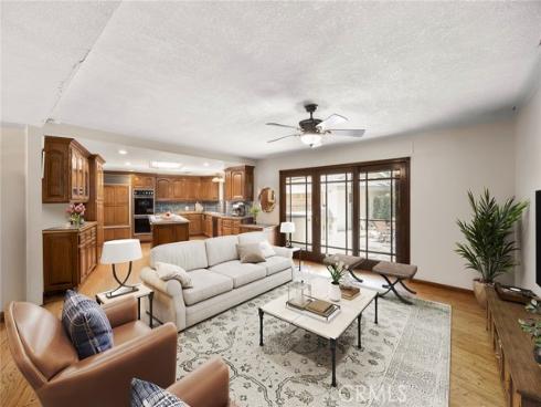 901  Laguna   Road, Fullerton, CA
