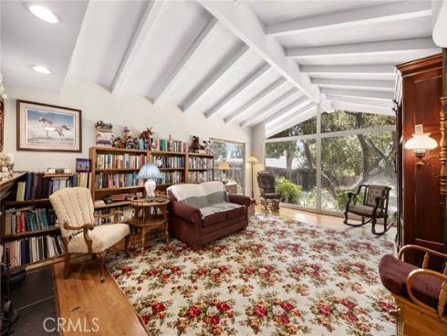 901  Laguna   Road, Fullerton, CA