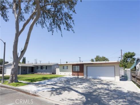 1105 W Ash , Fullerton, CA